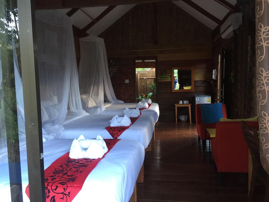 โพไชยงาม รีสอร์ต Hotel วังเวียง ภายนอก รูปภาพ