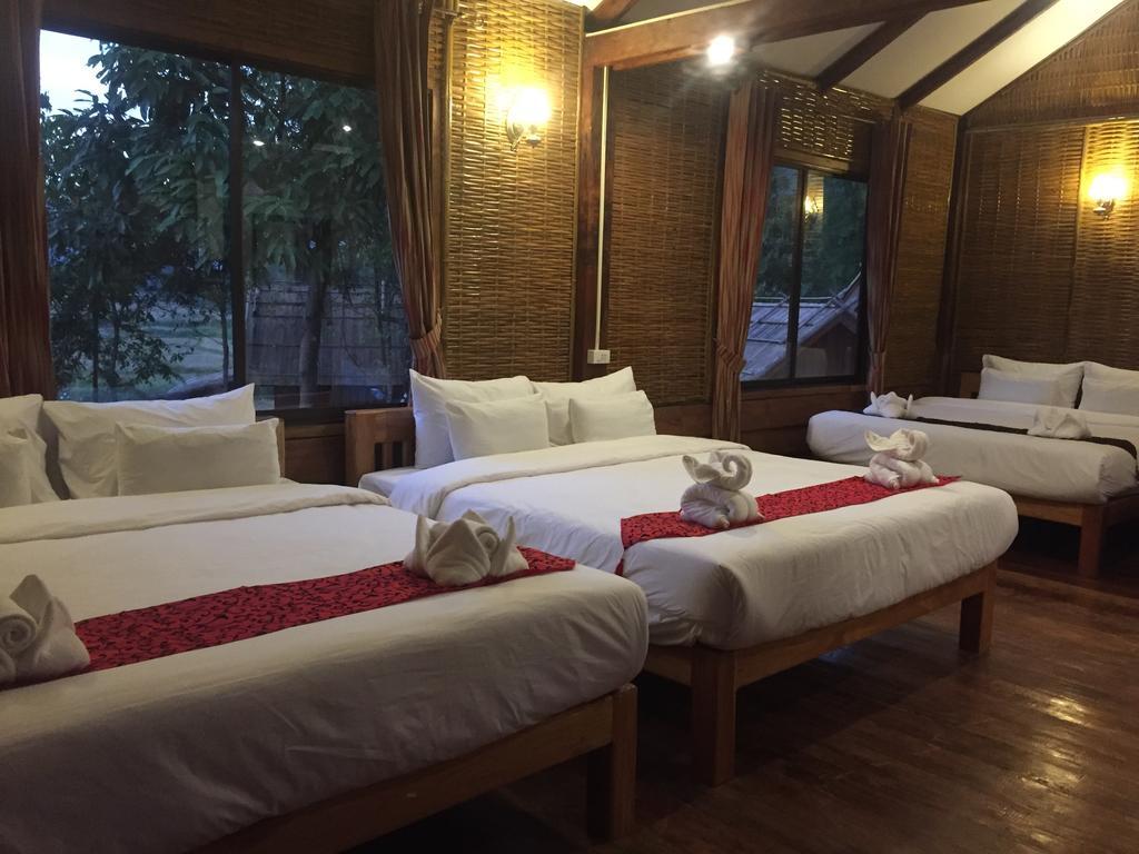 โพไชยงาม รีสอร์ต Hotel วังเวียง ภายนอก รูปภาพ