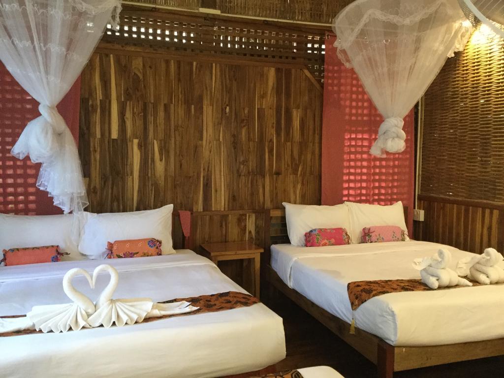 โพไชยงาม รีสอร์ต Hotel วังเวียง ภายนอก รูปภาพ